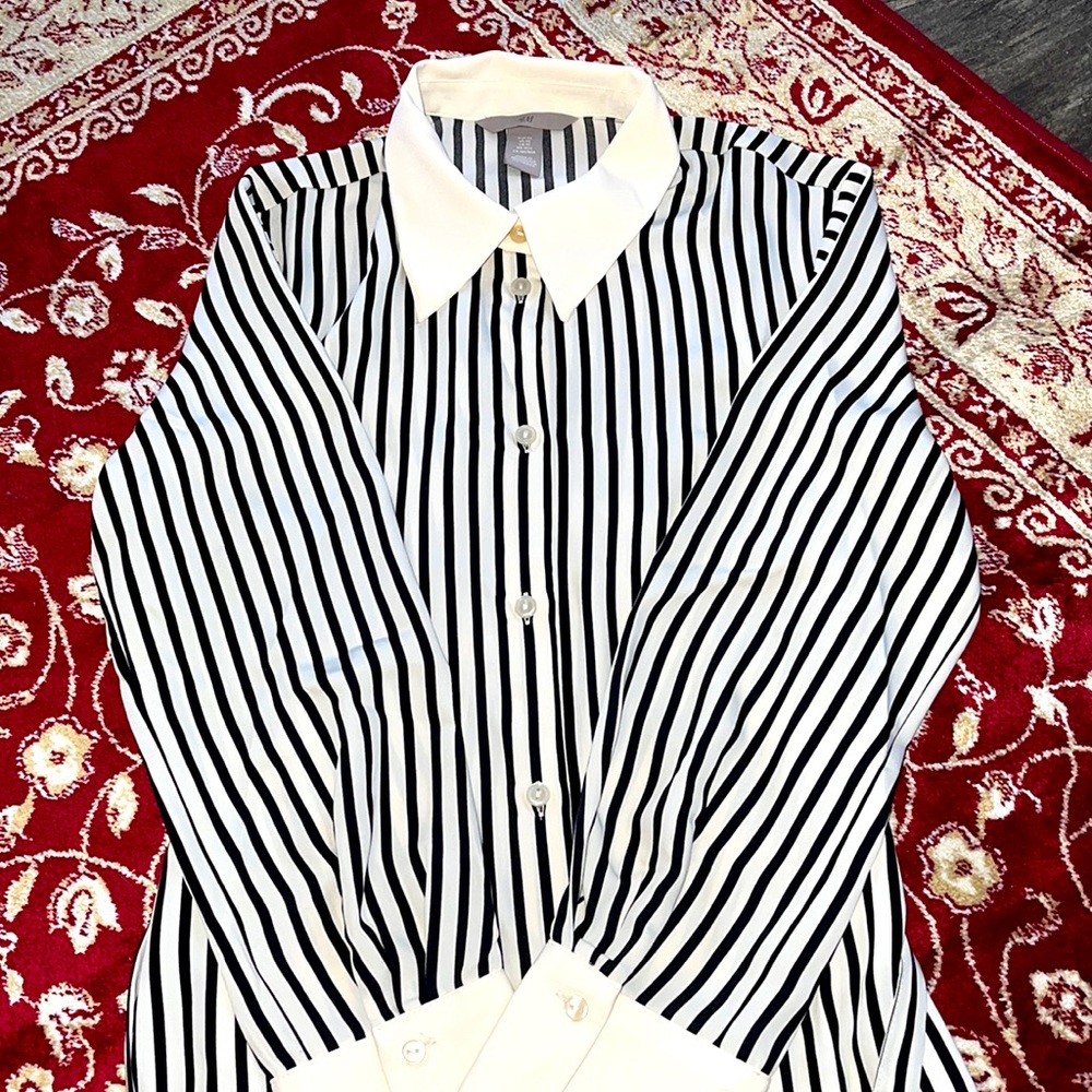 Brand new shirt dress with belt